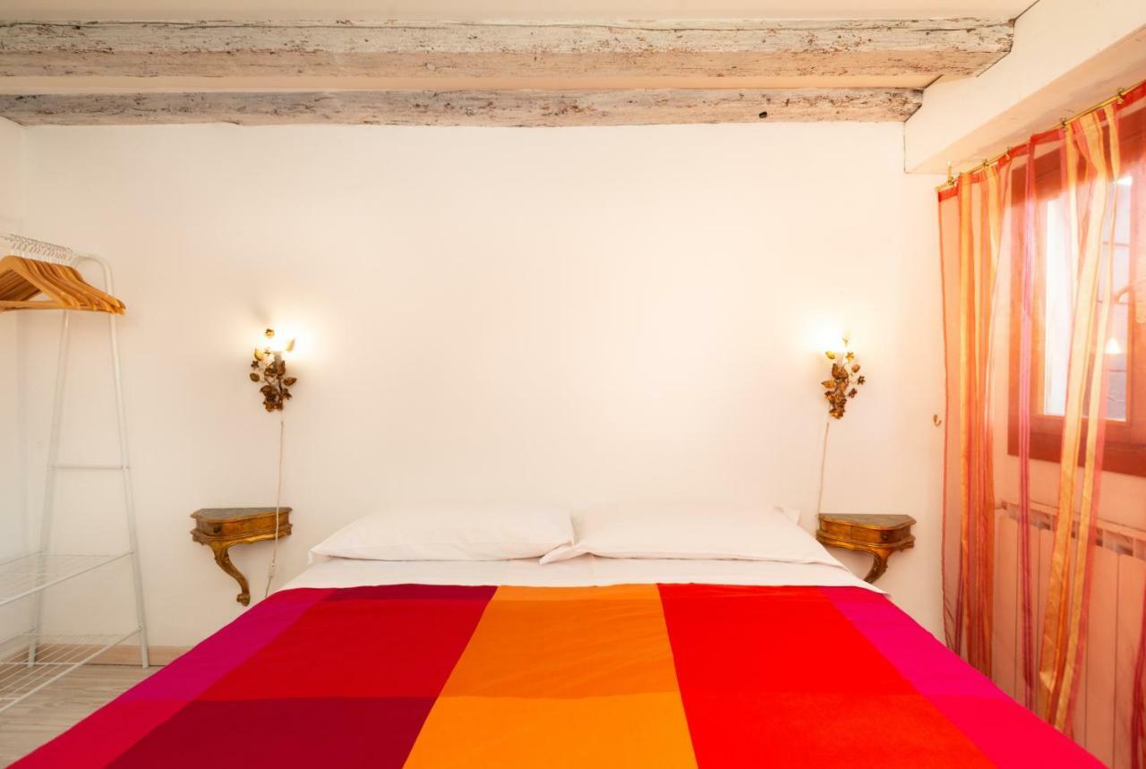 Heart Of White House Rialto Wi-fi 1gbs Venecia